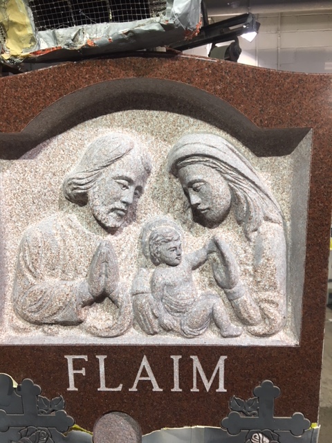 HAND CARVING – HOLY FAMILY